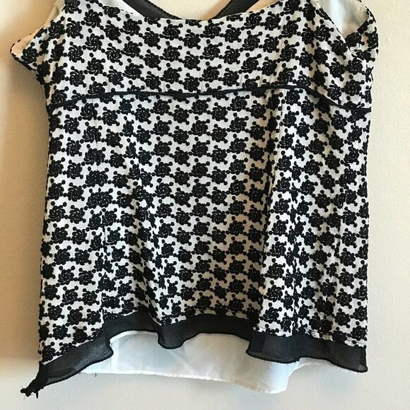 Ann Taylor L camisole beaded lace shoulders flower - Picture 7 of 7